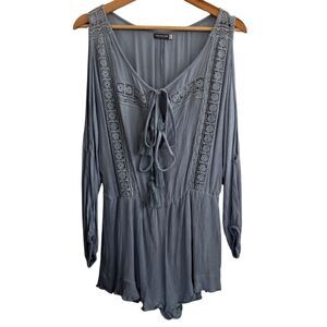 Earthbound Lace Design Slit Sleeve Gray Shorts Romper Women's Size Medium